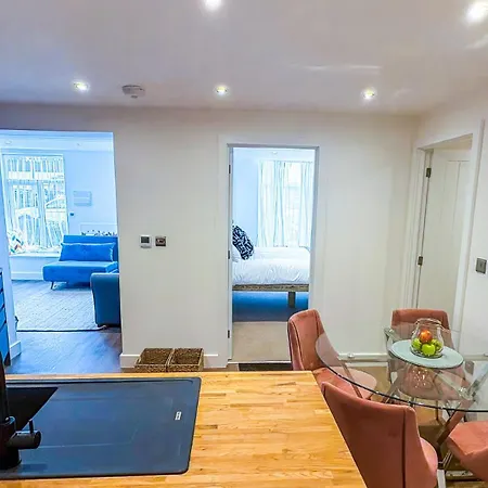 Little Sunshine By Stae-homes Bristol